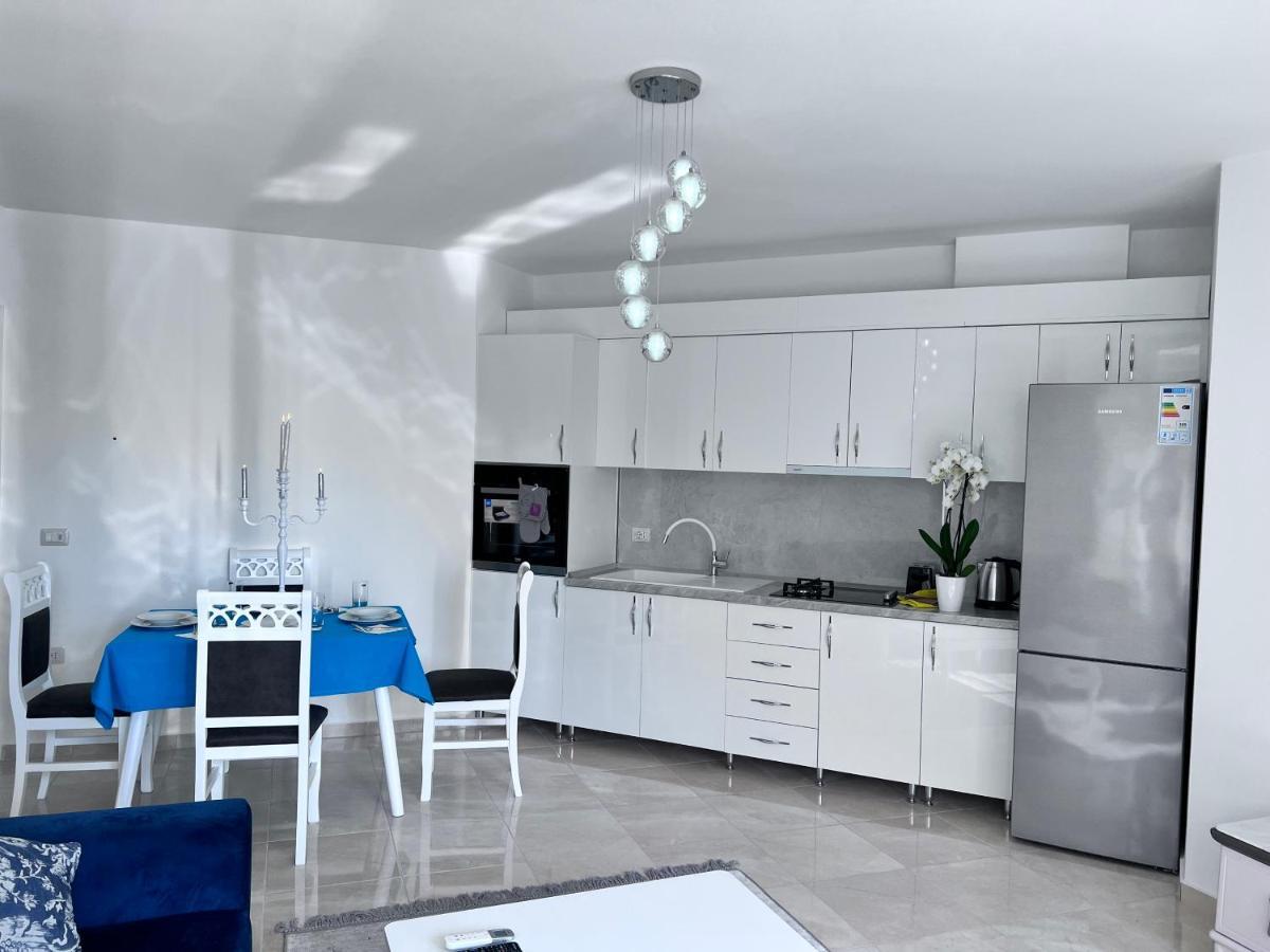 White Luxury Apartment Shkodër Екстериор снимка