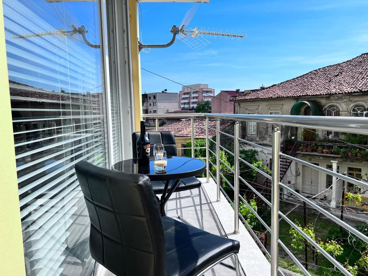 White Luxury Apartment Shkodër Екстериор снимка